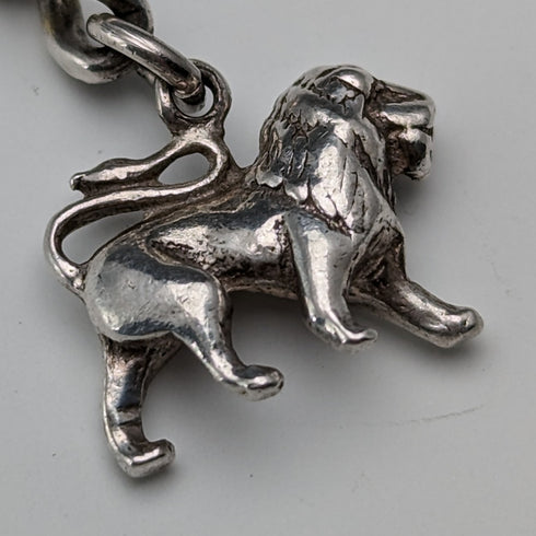 Circa 1900 British Antique Sterling Silver Albert Chain 29g Sterling Silver Lion Fob